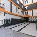 Cozy 2Br Swan Apartment In City Center Apartamento