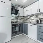 Apartamento Cozy 2Br Swan Apartment In City Center