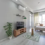 Cozy 2Br Swan Apartment In City Center Antalya